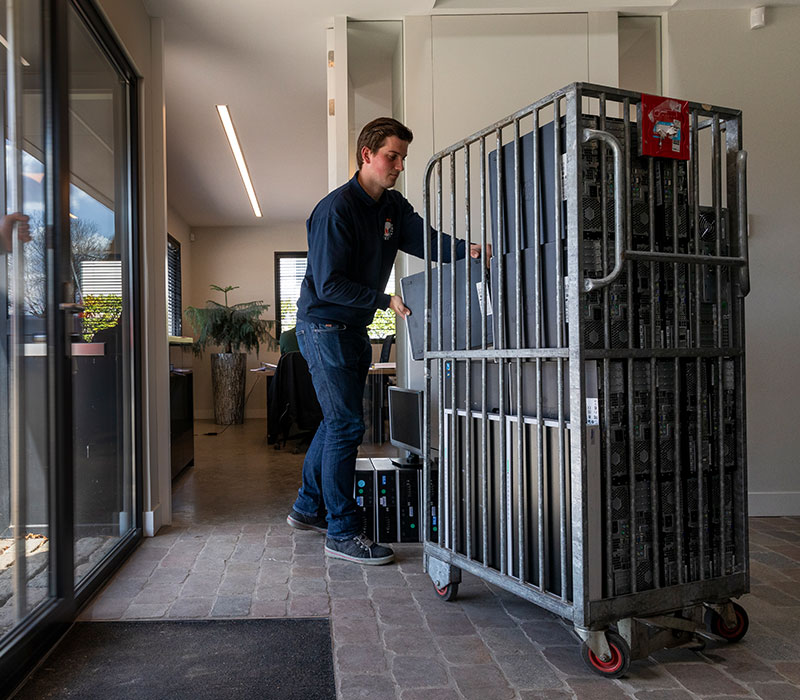 Holland-Recycling-IT-Doneren-1